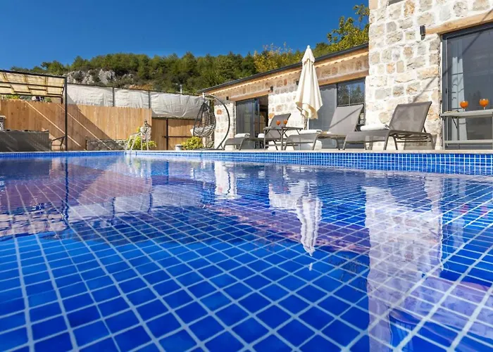 Islamlar Village 2 Bedroom 7196