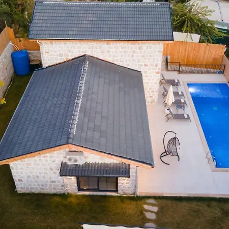 Islamlar Village 2 Bedroom 7196 *