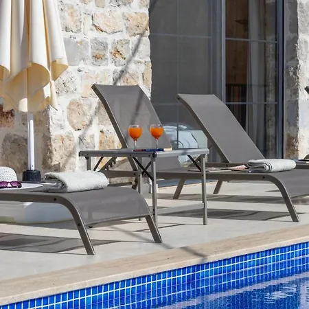 Islamlar Village 2 Bedroom 7196 *